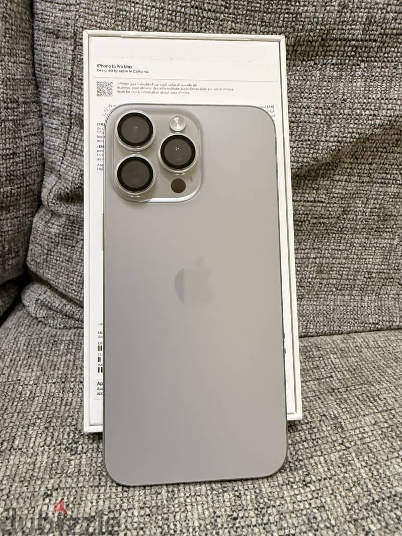 Apple - iPhone 15 Pro Max 5