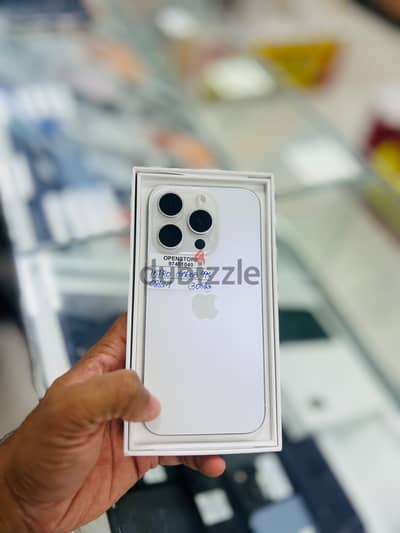 Apple - iPhone 15 Pro -256 GB - Awesome device with box ايفون