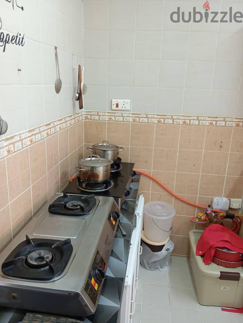 Ladies Bed space available, Ghubra 1