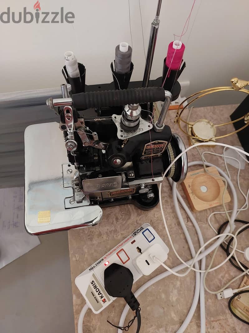 overlock machine 1