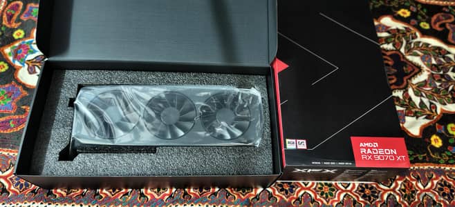 GPU RX 9070 XT OC XFX MERCURY RGB
