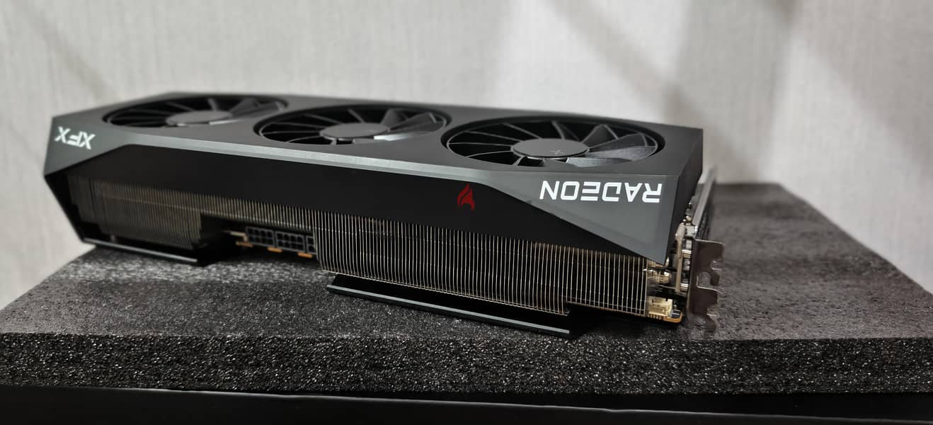 GPU RX 9070 XT OC XFX MERCURY RGB 5