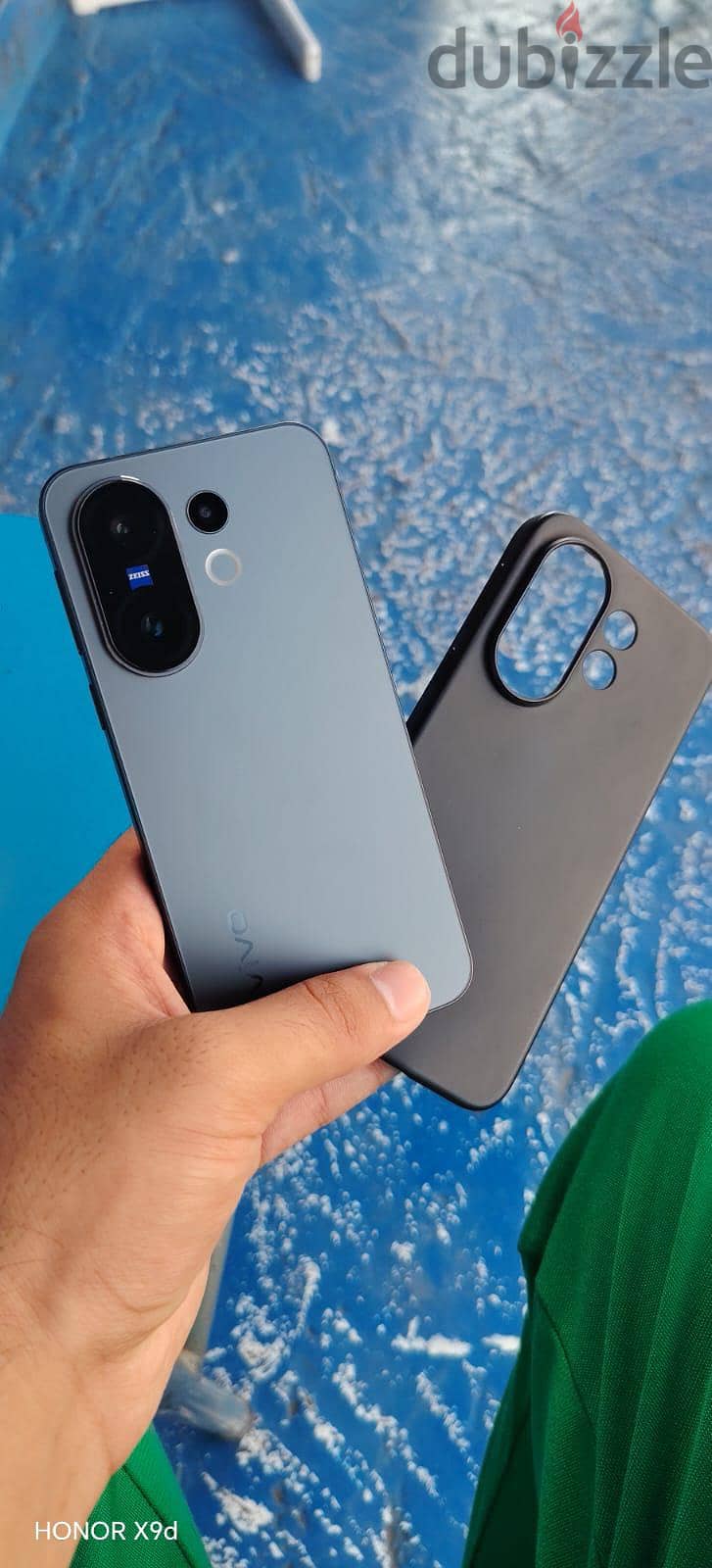 Vivo X200 FE 1