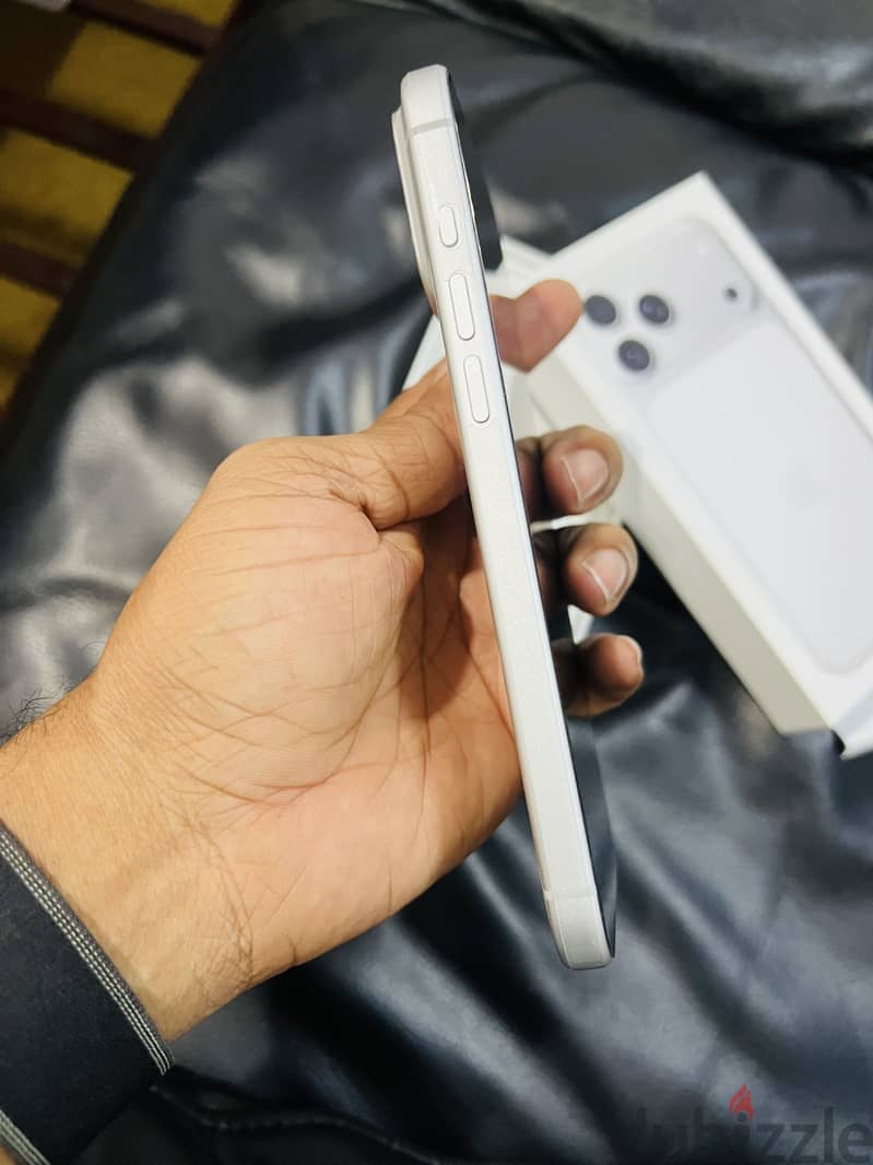 Apple - iPhone 17 Pro Max 512 GB Silver 1