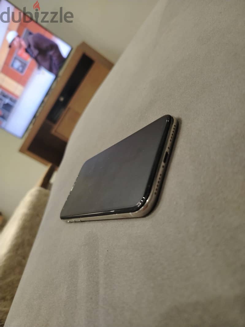 IPhone x - 256 gb - 100% battery 1