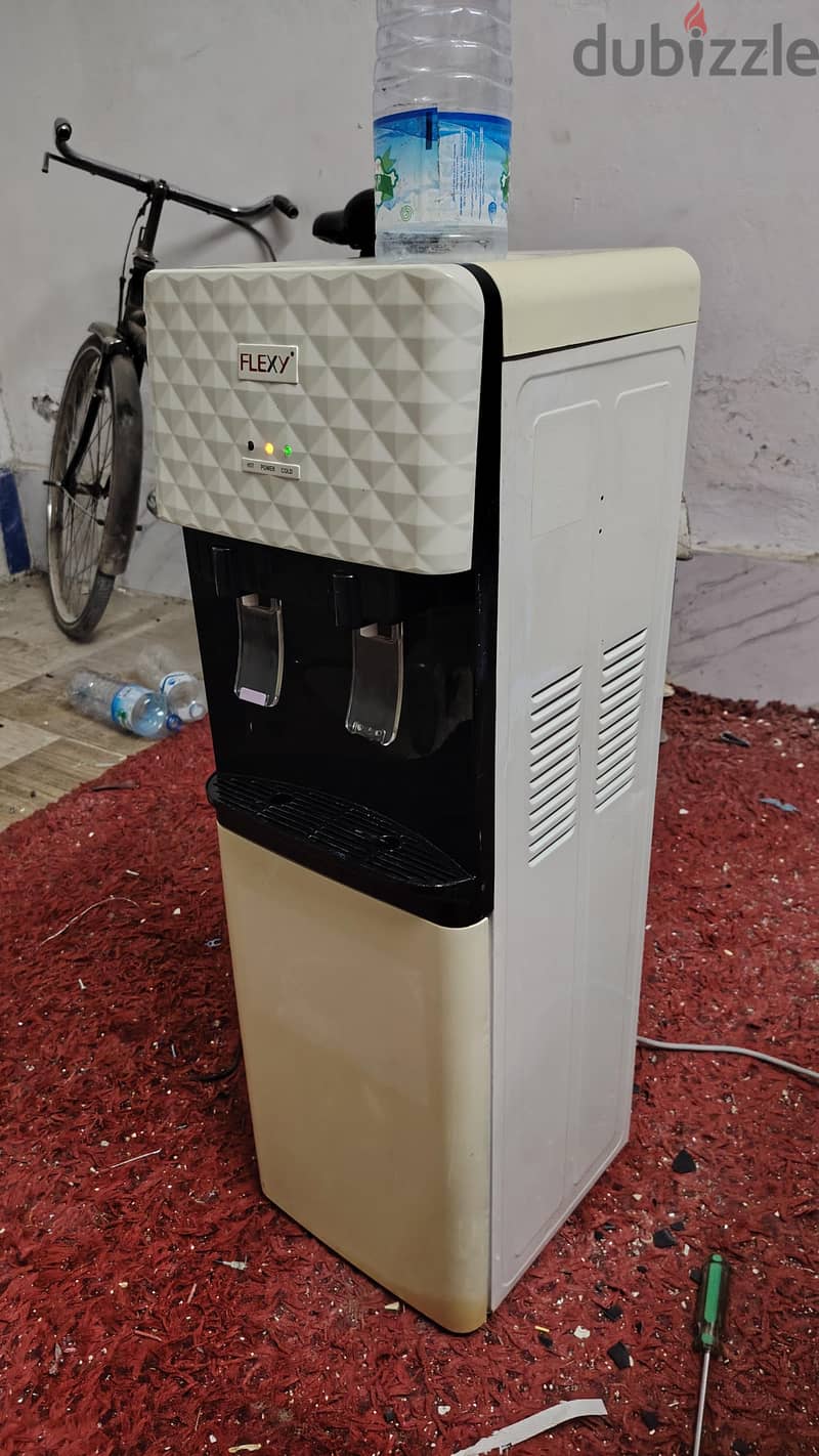 Water Dispenser 1