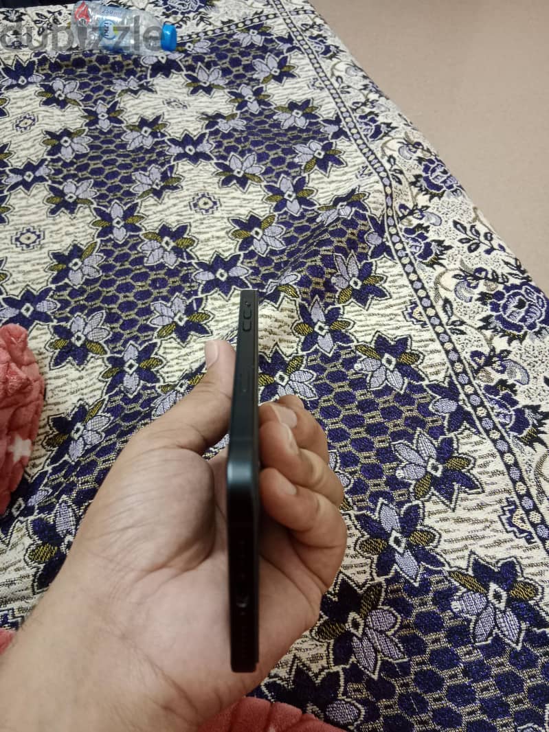 Apple - iPhone 15 plus 1