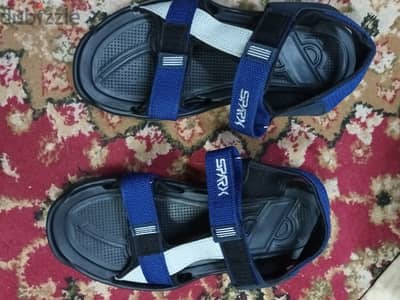 SpareX sandal new size 9