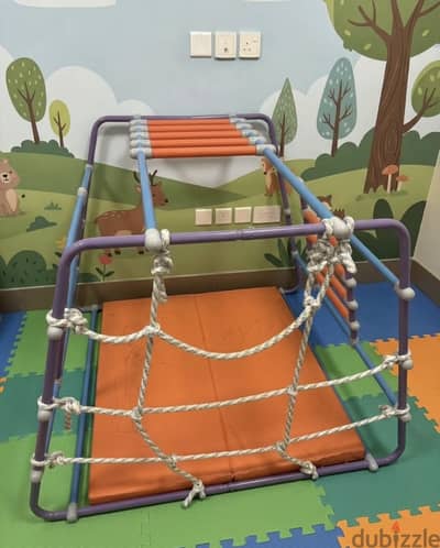 Kids Indoor Climbing Frame - لعبة تسلق وحركة للأطفال