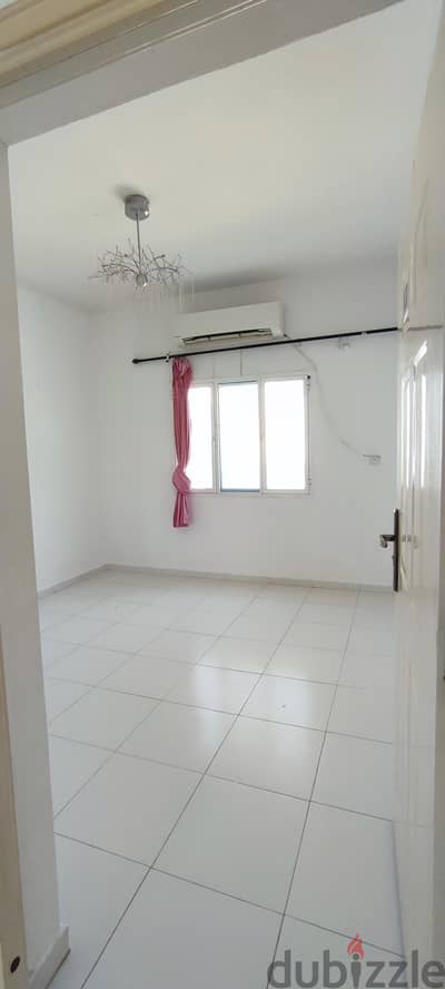 medium room for rent