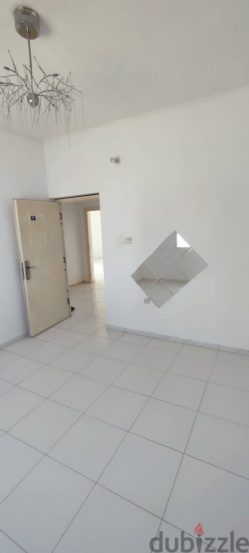 medium room for rent 1