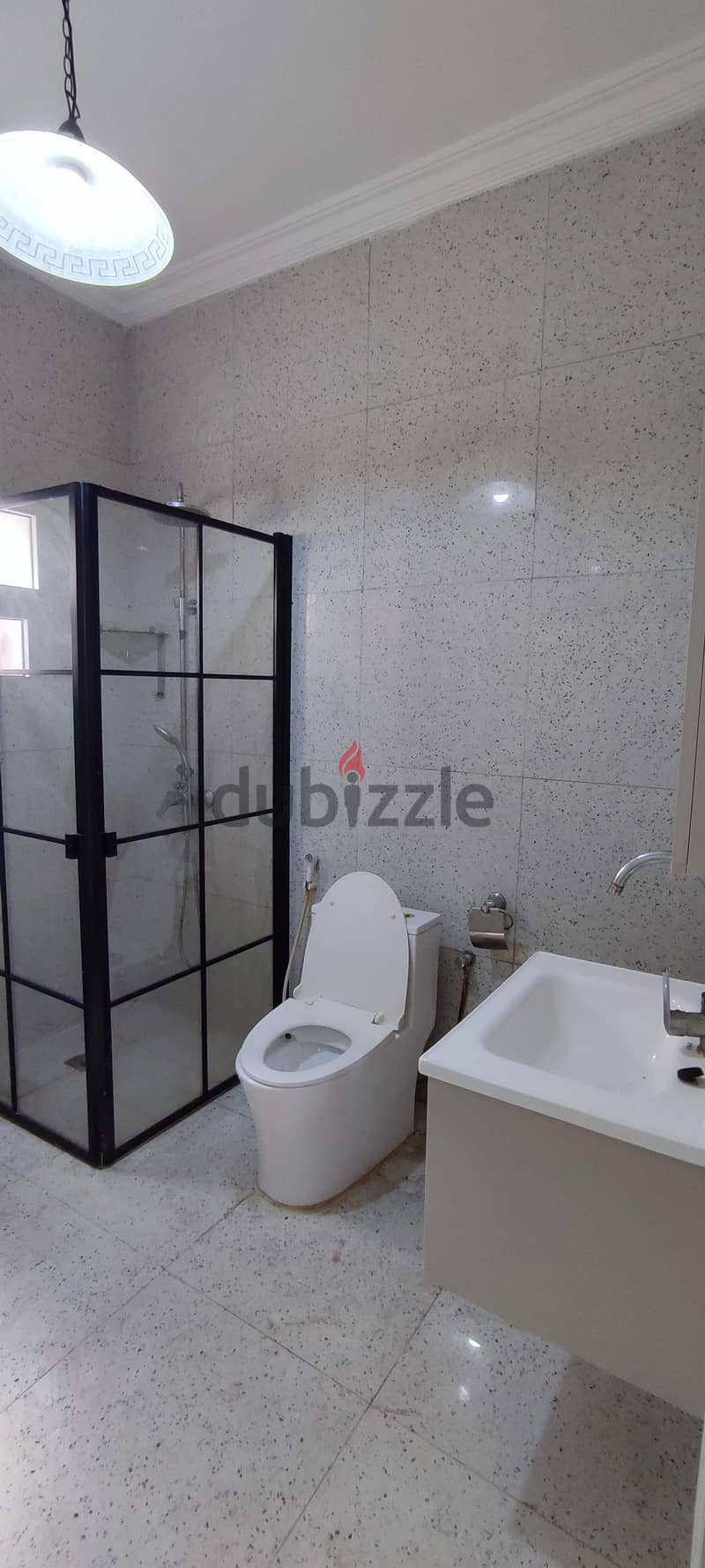 BIG ROOM FOR RENT 4