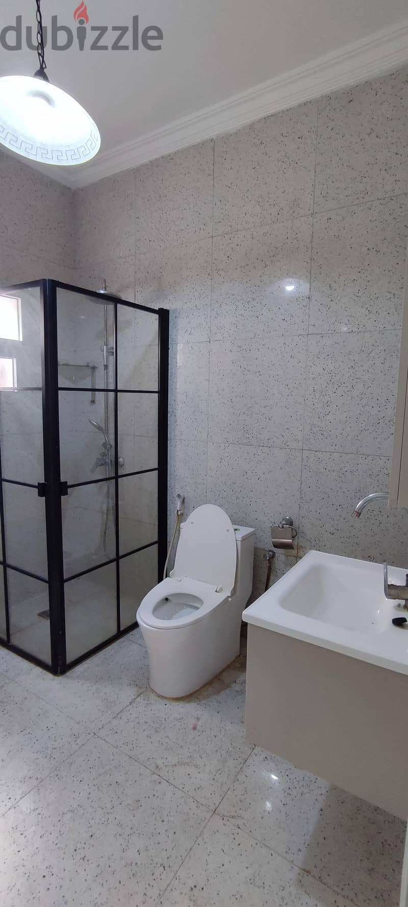 BIG ROOM FOR RENT 4