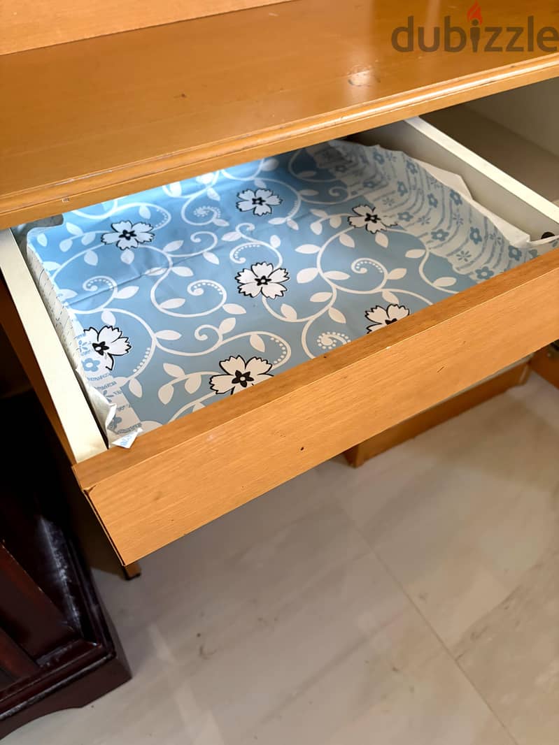 Dressing table for sale 1