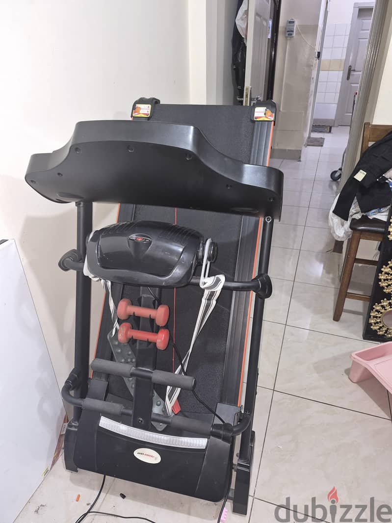 Techogear treadmill with messager  in excellent condition 1