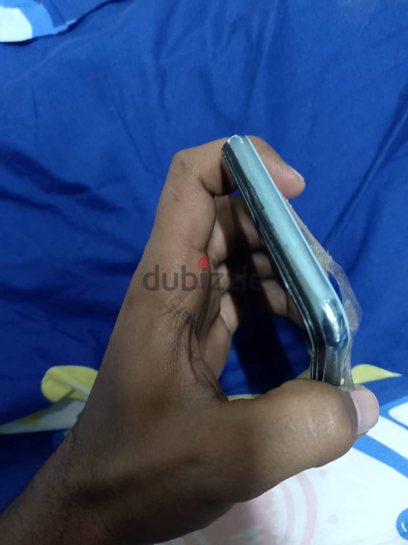 Vivo S1 4