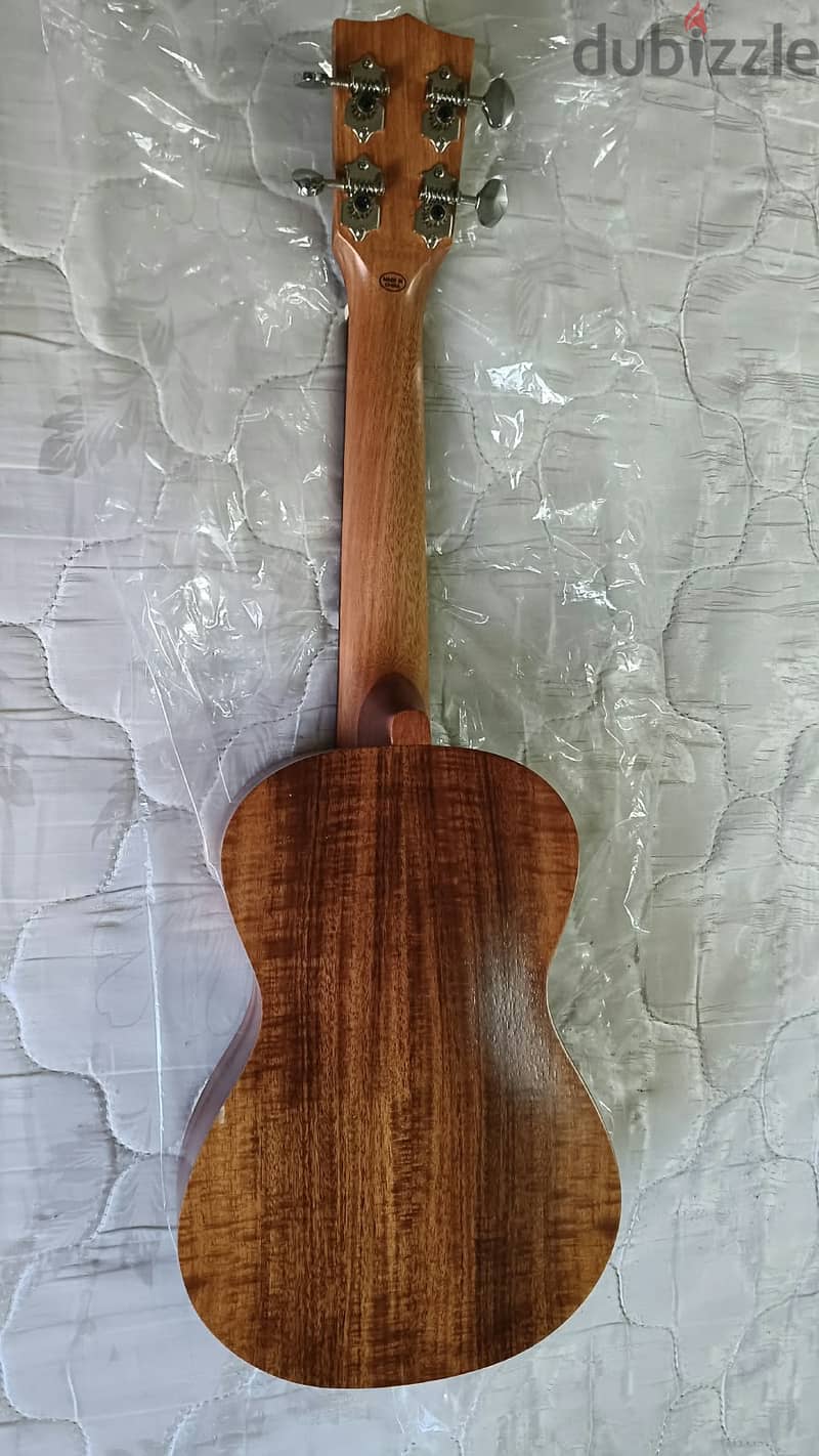 UKELELE 2