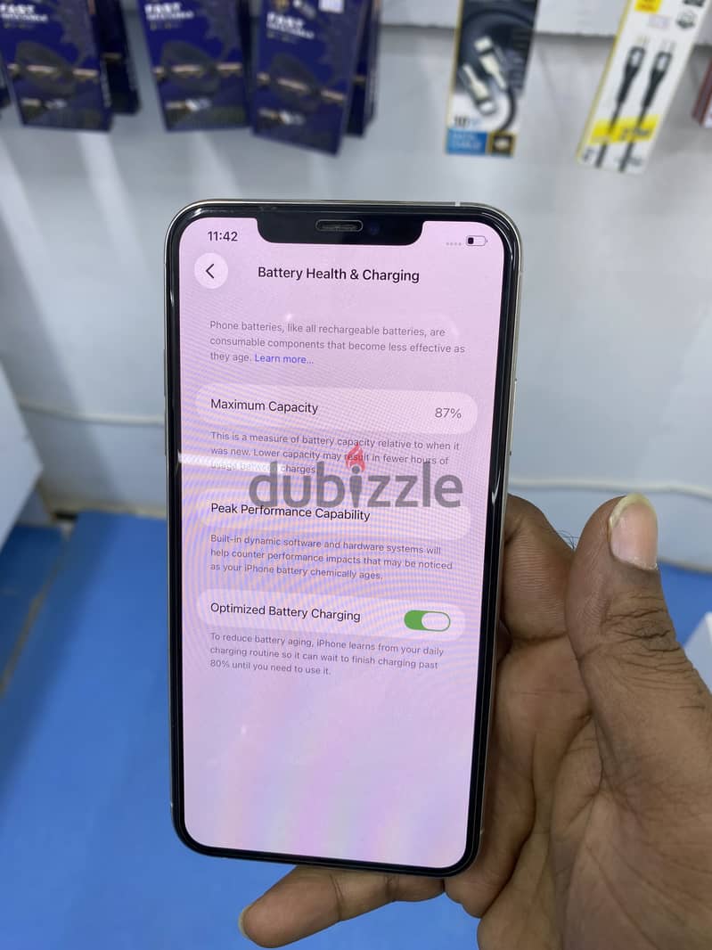 Apple - iPhone 11 Pro Max 7