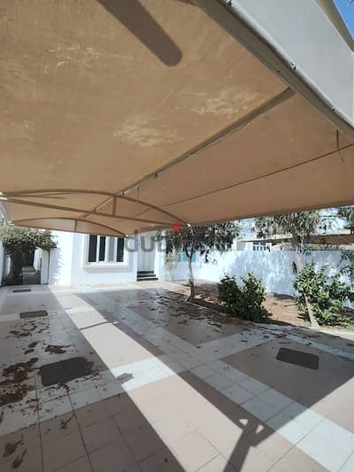 villa for rent in azaiba / فيلا للايجار في العذيبة