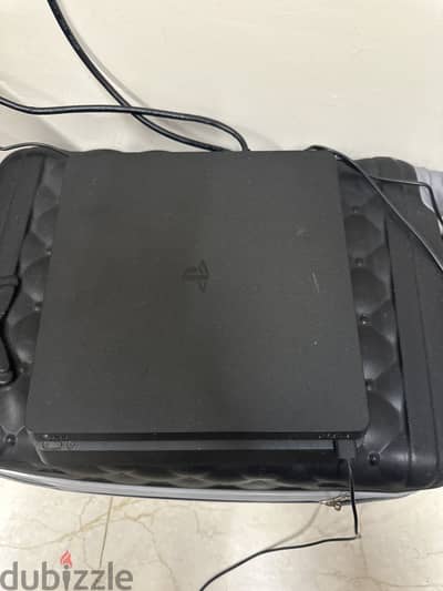 PS4 slim