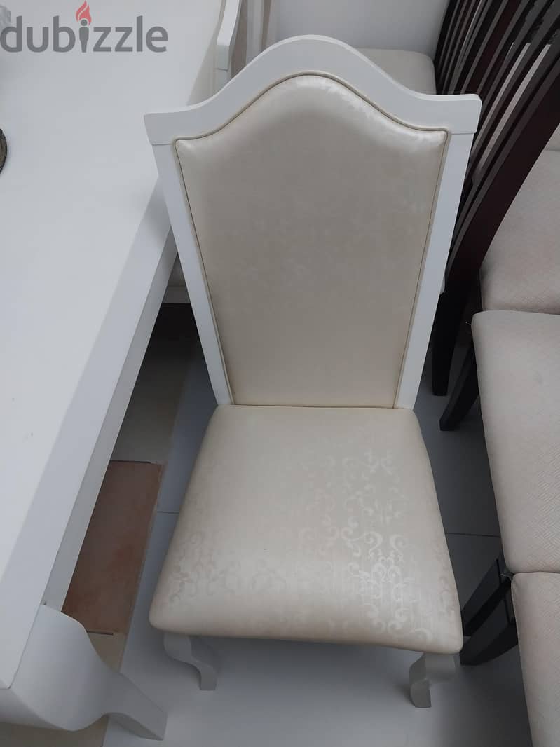 Dining Table with 6 chairs for sale 5
