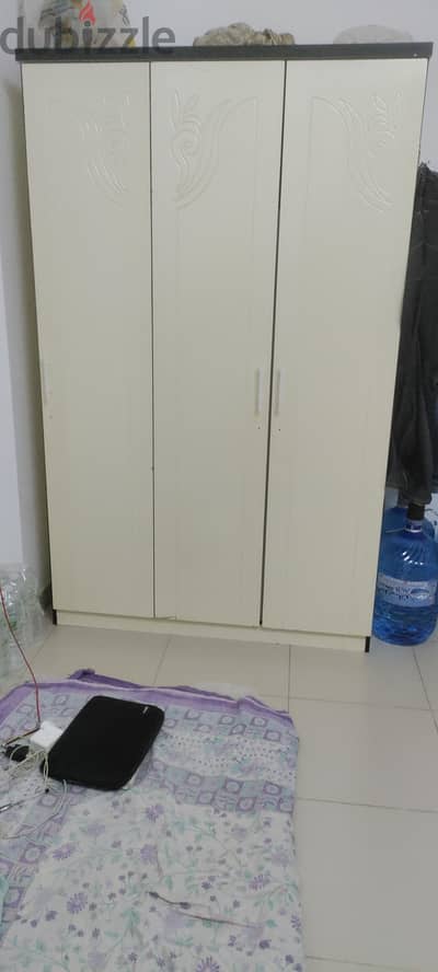 3 Door cupboard
