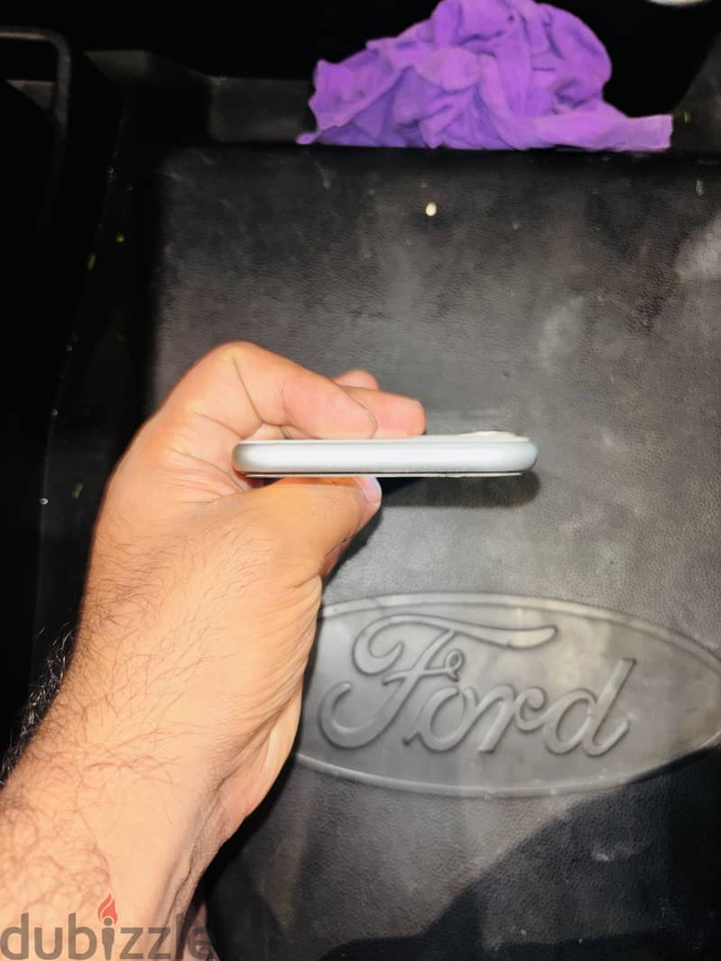 Apple - iPhone 11 1