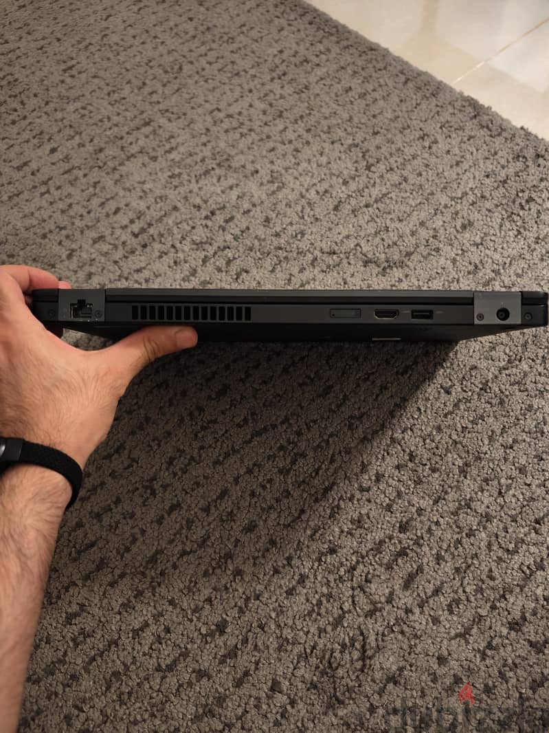 Dell (i5 8th Gen/ Ram 8/ SSD 256) 4