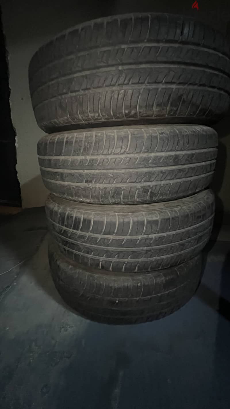 Used tyre for sale in good condition negotiable 1