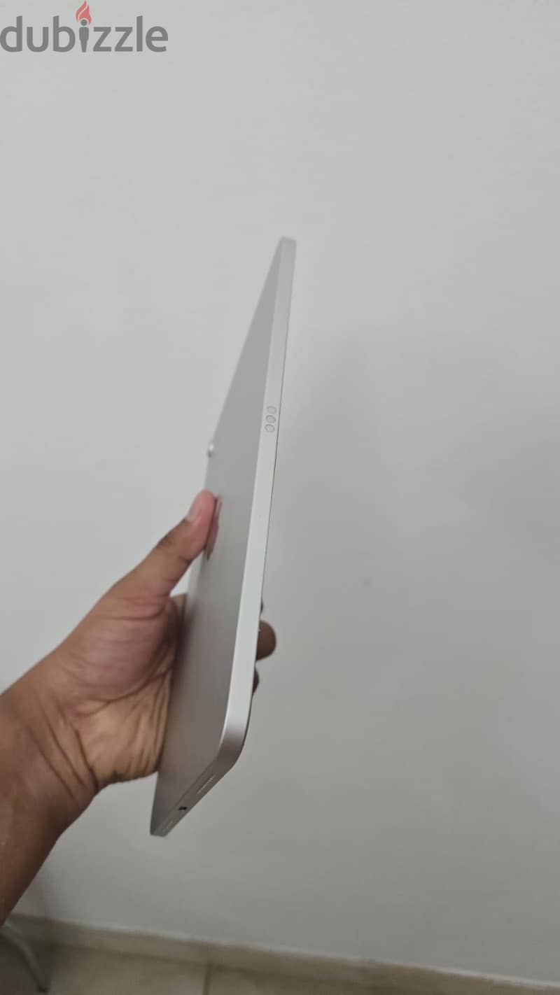 Apple - IPad 10th Generation 6