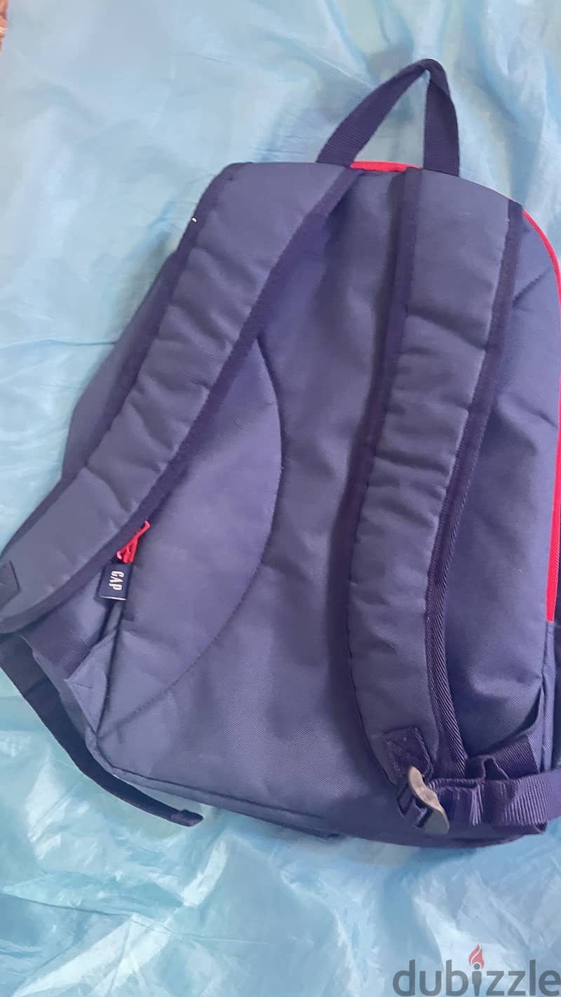 GAP 17-inch Solid Backpack with Adjustable Straps and navy blue 4