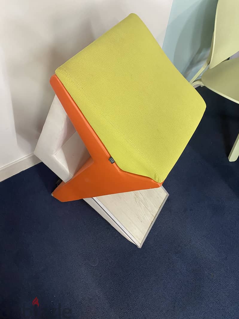 sofas and chairs 8
