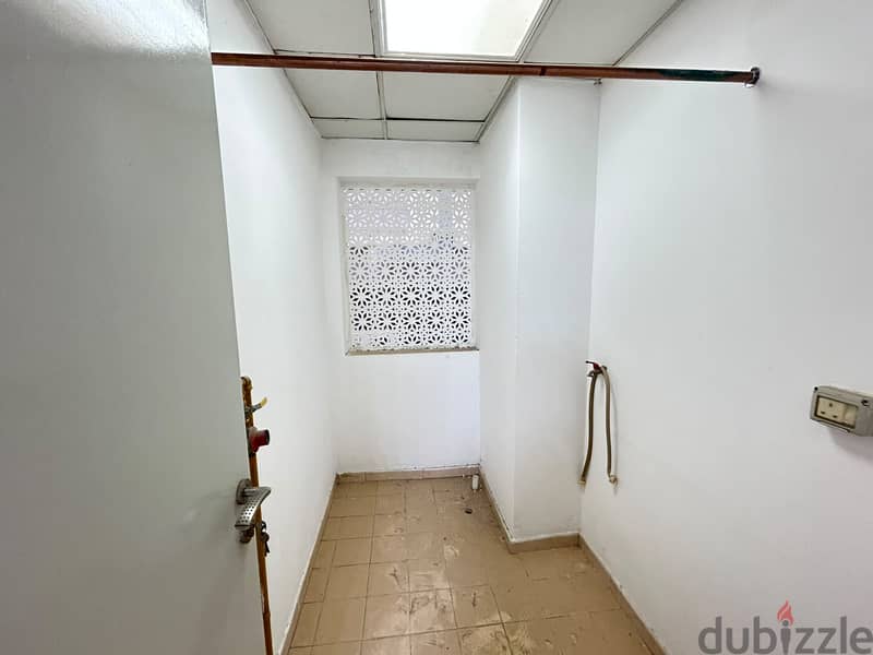 Commercial 1bhk Space for Rent in Ruwi - UMC20 4