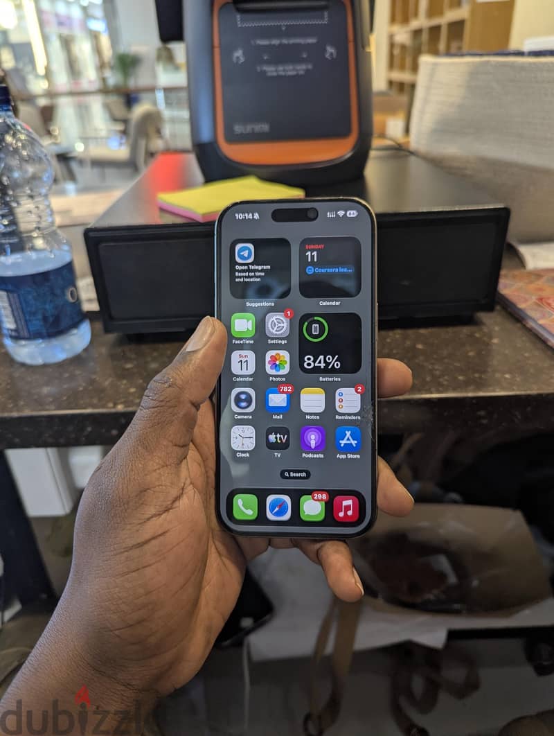 Apple - iPhone 16 Pro 2
