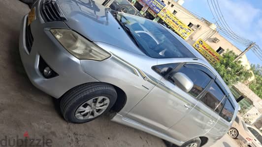 Toyota Innova 2013