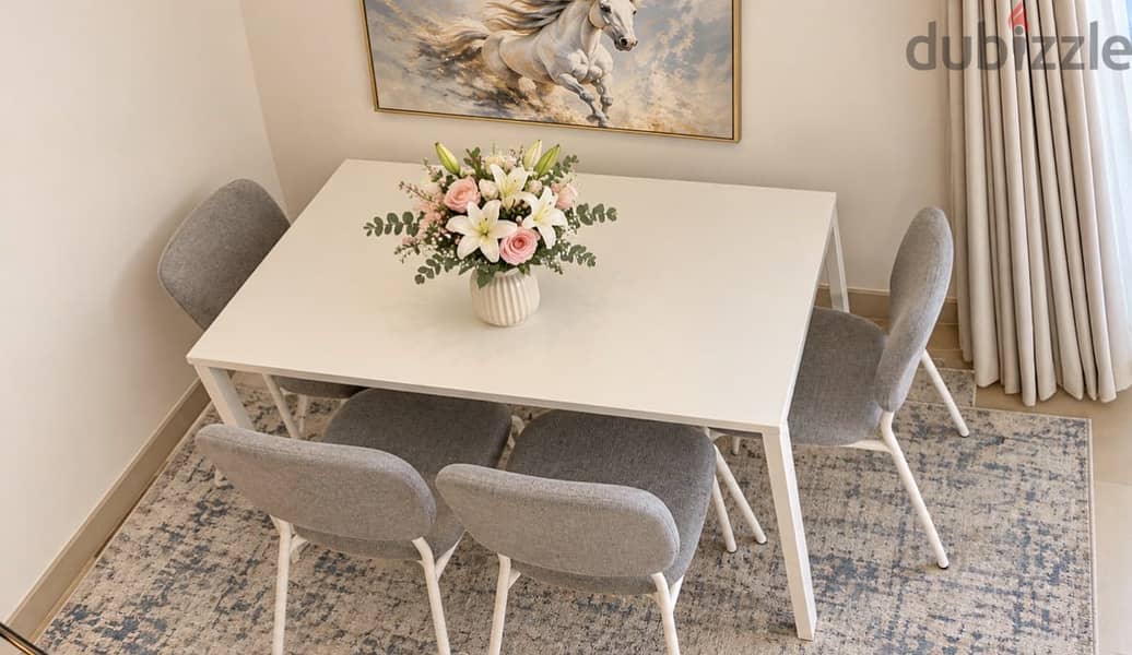 Dining table 3
