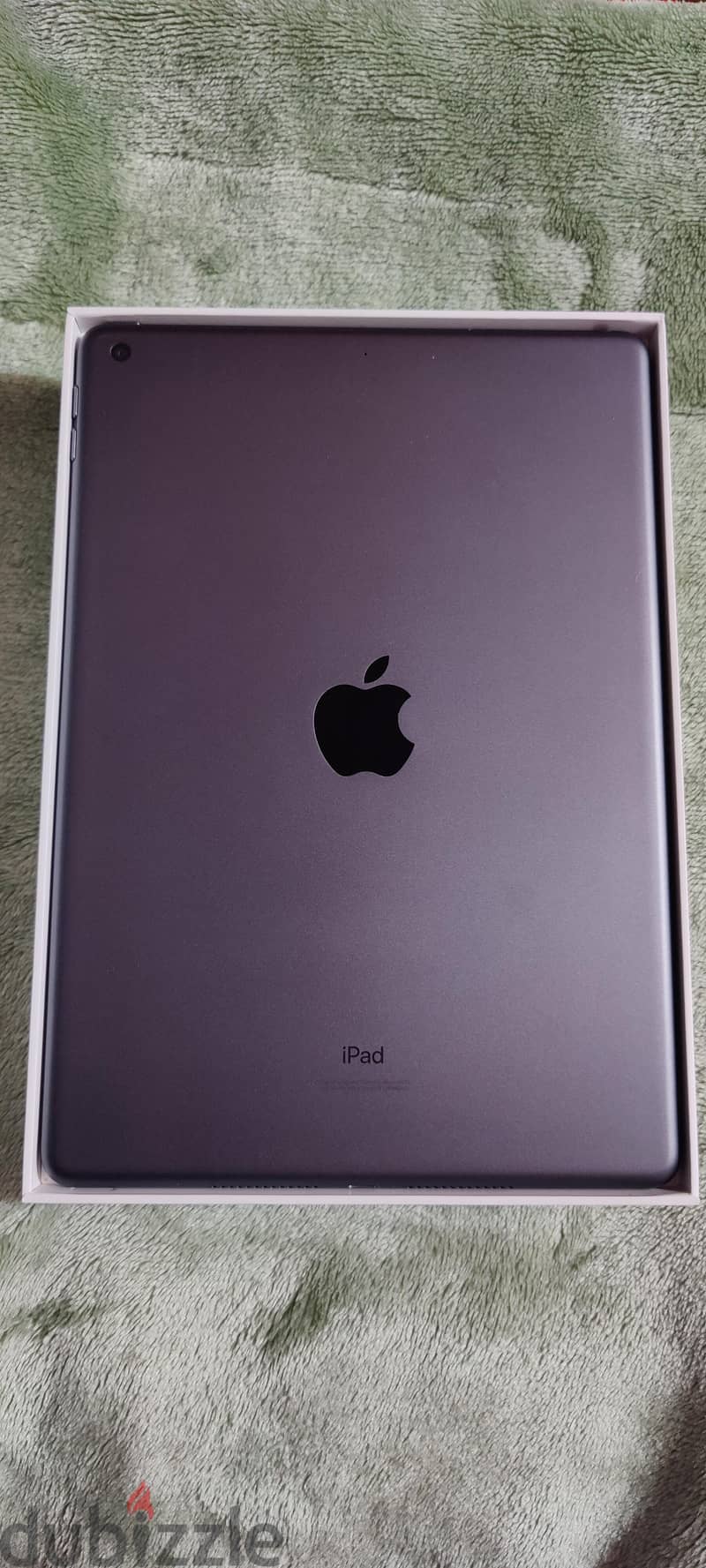 Apple - iPhone Ipad 8 Generation 1