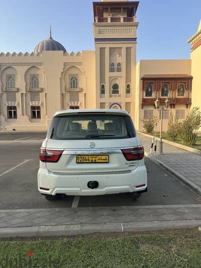 نيسان باترول 2017