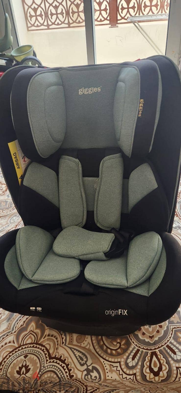 baby sitting car chair 3