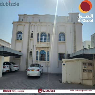Spacious 2 BHK Apartment with 3 Bathrooms in Prime Al Hail – Only 220 OMR!