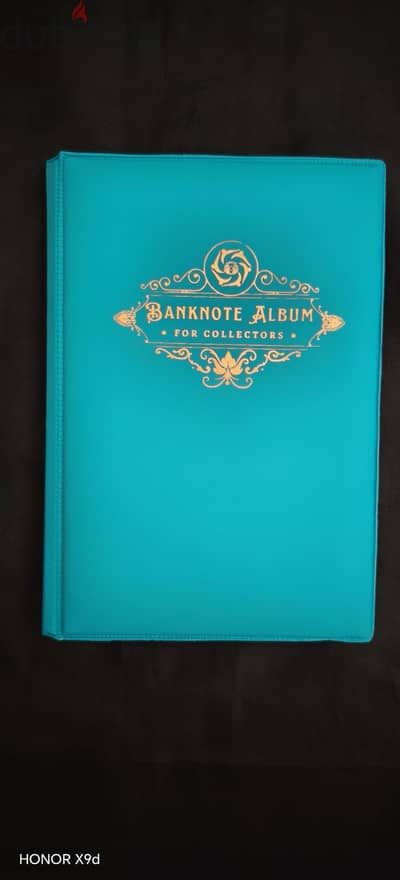 20 Banknotes Album with 15 countries