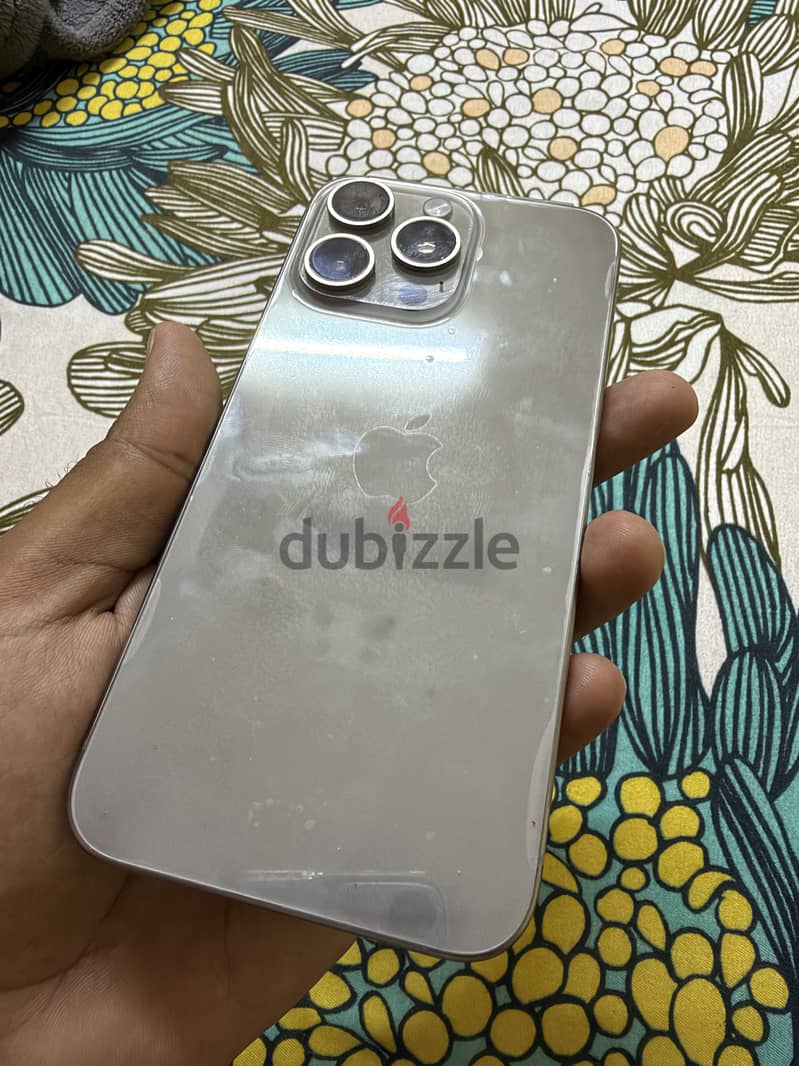 Apple - iPhone 15 Pro Max 2