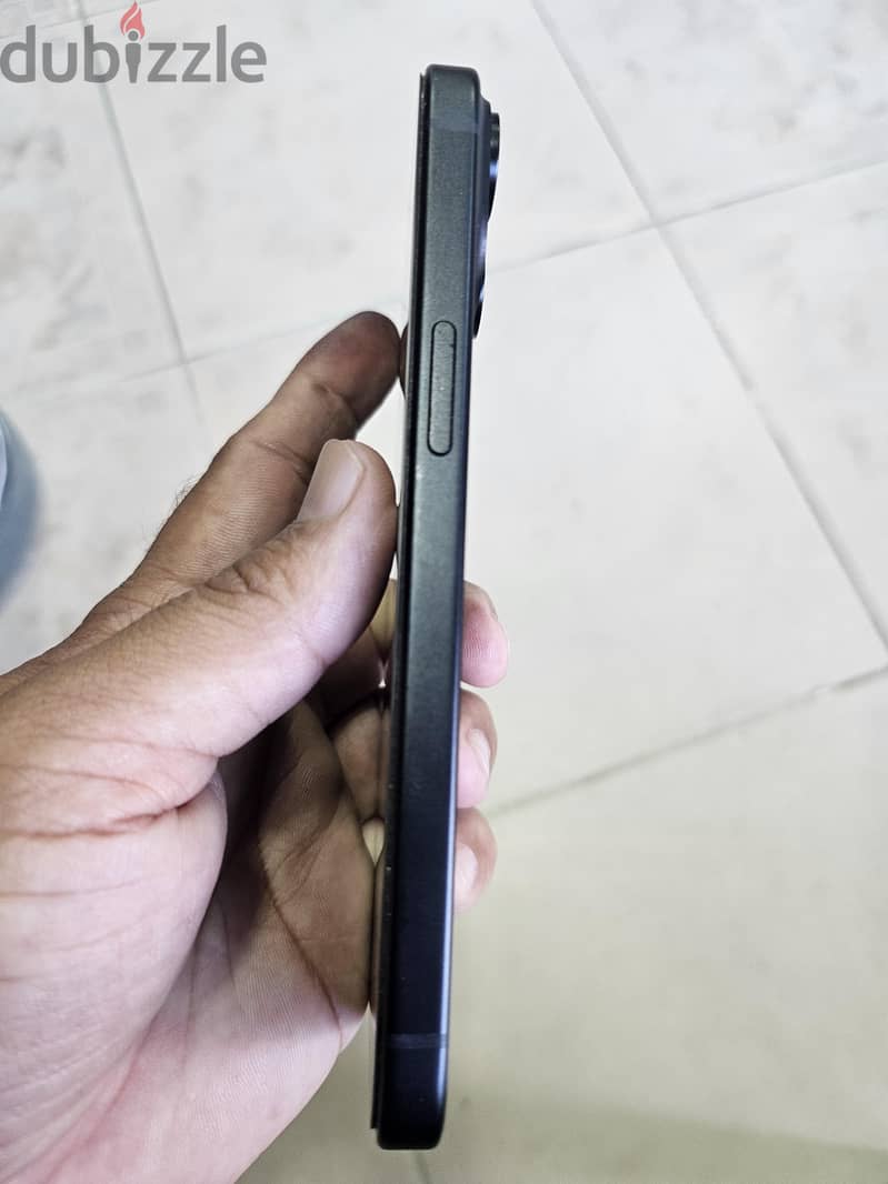 Apple - iPhone 15 6