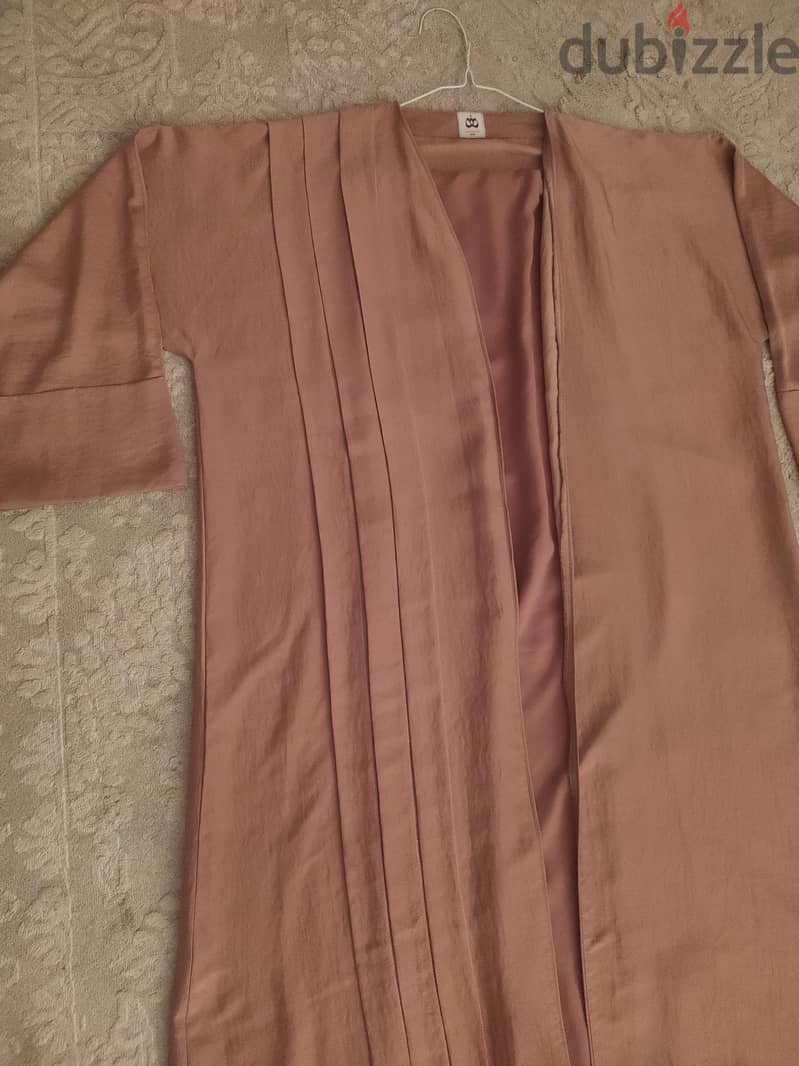 54' Abaya 1