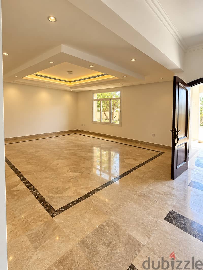 Villa for Rent in Bausher 2
