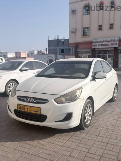 Hyundai Accent 2012
