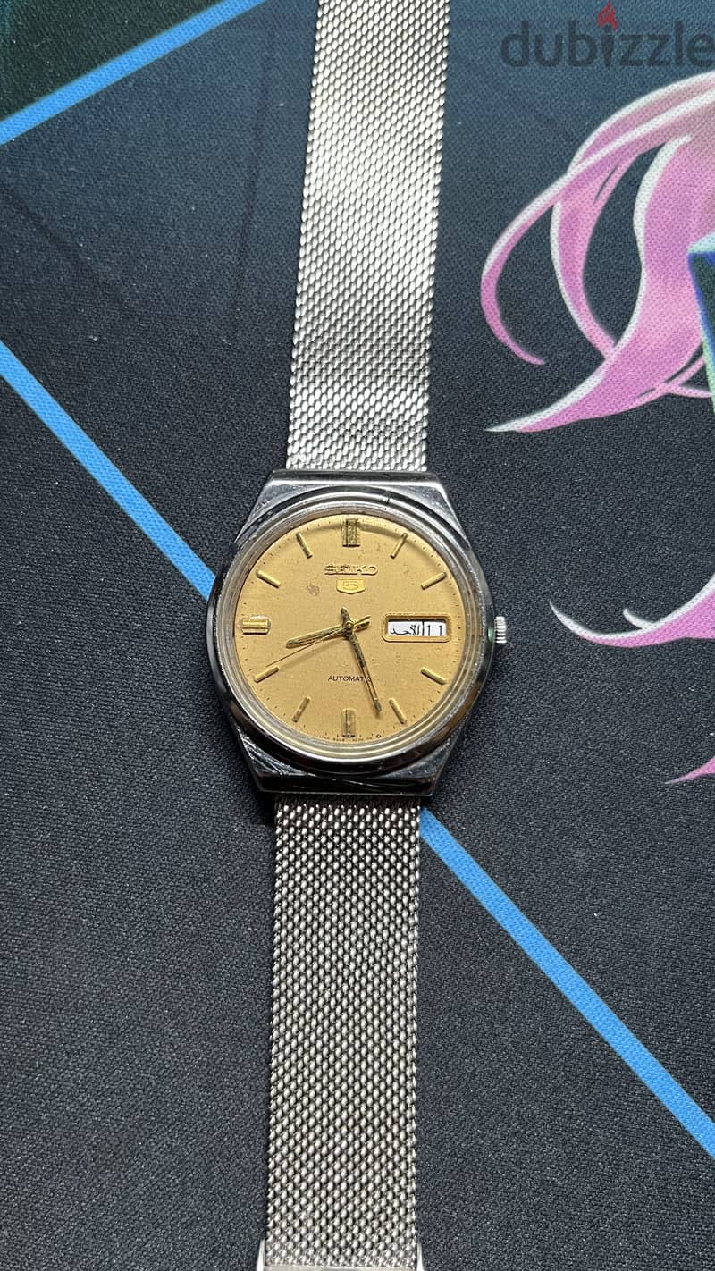 Vintage Seiko 5 Automatic (Champagne Dial) 2