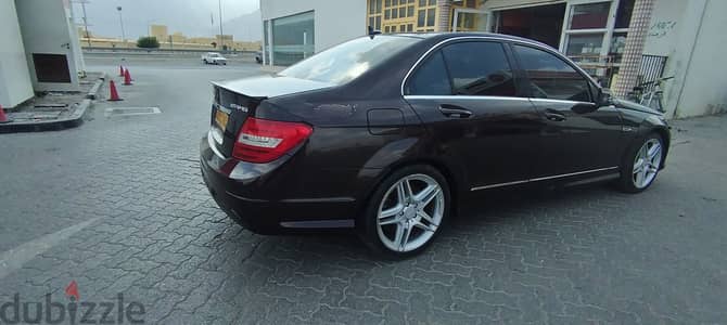 Mercedes-Benz C200 2012