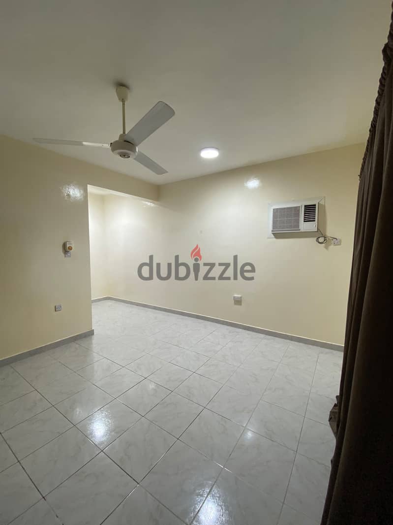 ROOM FOR RENT – AL KHUWAIR 3