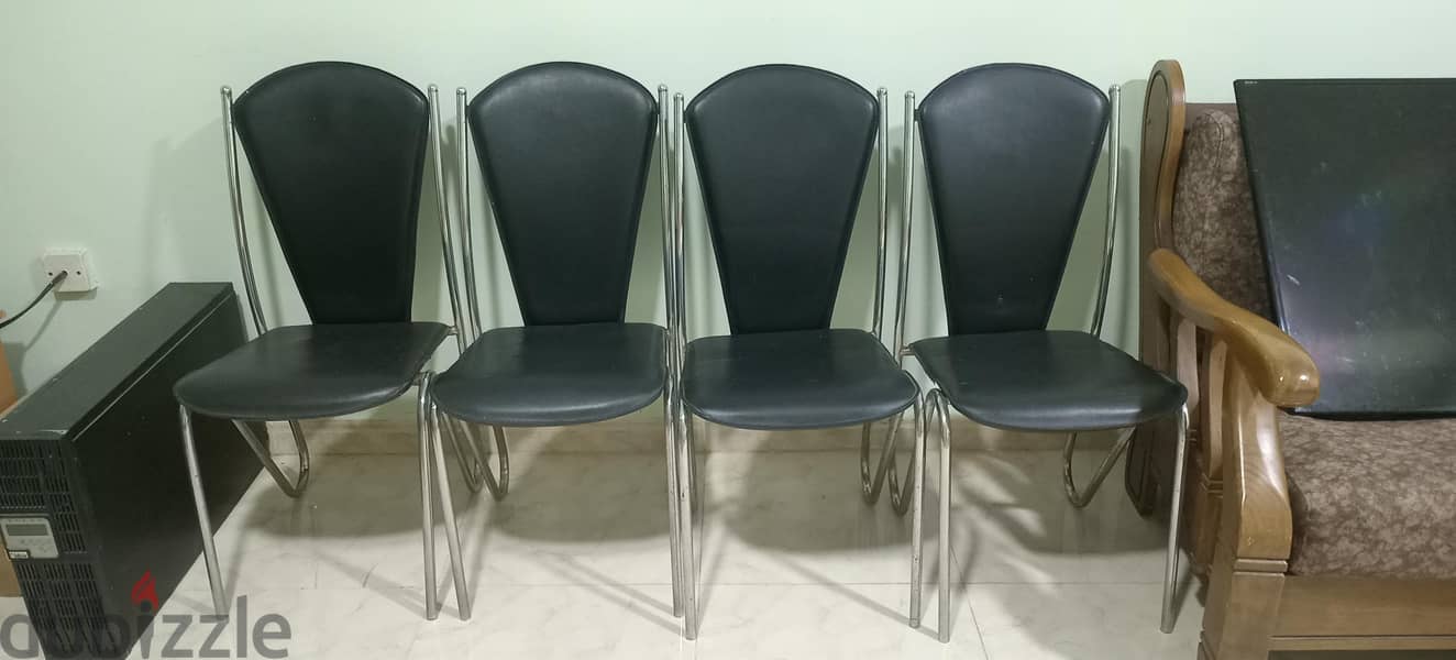 4 dining chairs black rexin 2